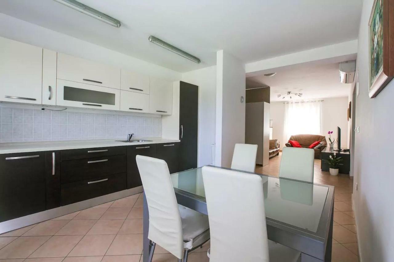 Apartment Vitalia 2+2 ポレッチ エクステリア 写真