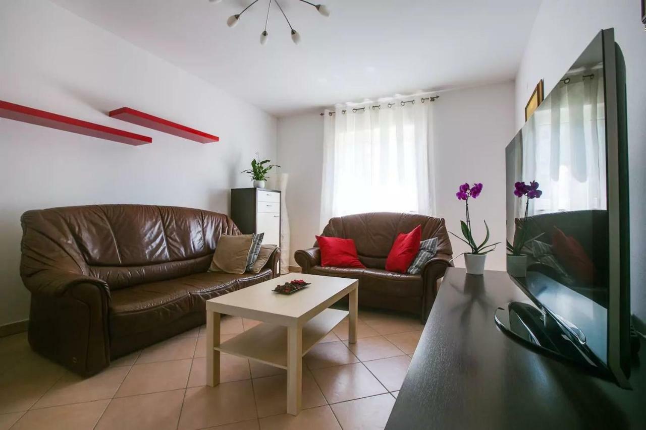 Apartment Vitalia 2+2 ポレッチ エクステリア 写真